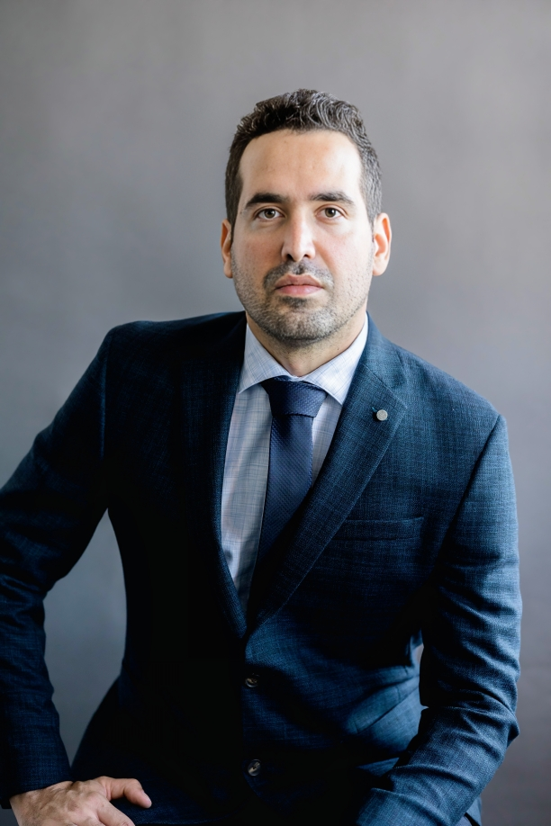 Ali Sedighi - Professional Business Portrait